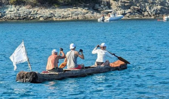 Premier tour de Corse en pirogue !