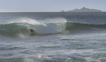 Surf : Prima onda, voyage au coeur des surfeurs corses