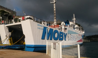 Sardegna : cusi vicina , cusi luntana