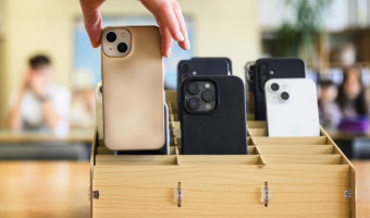Rentrée sans téléphone : la Corse entre affichage et réalité