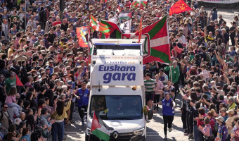 Per a Lingua, per a Patria : l'esempiu bascu