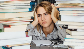 Jeunesse et travail : parcours sous contraintes