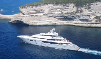 L’attaque vient de la mer : la pression de mouillage des yachts en Corse