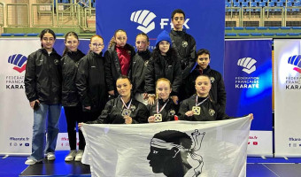 Karaté :Dojo Cobra Kai de Bastia et Dojo Tigres de Borgo brillent en Coupe de France Shito Ryu Combat et Kata.