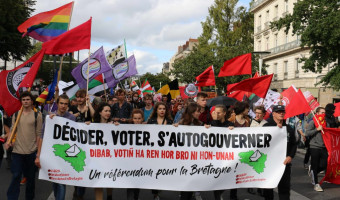 Autonomie  pour la Corse , et moi, et moi , et moi !